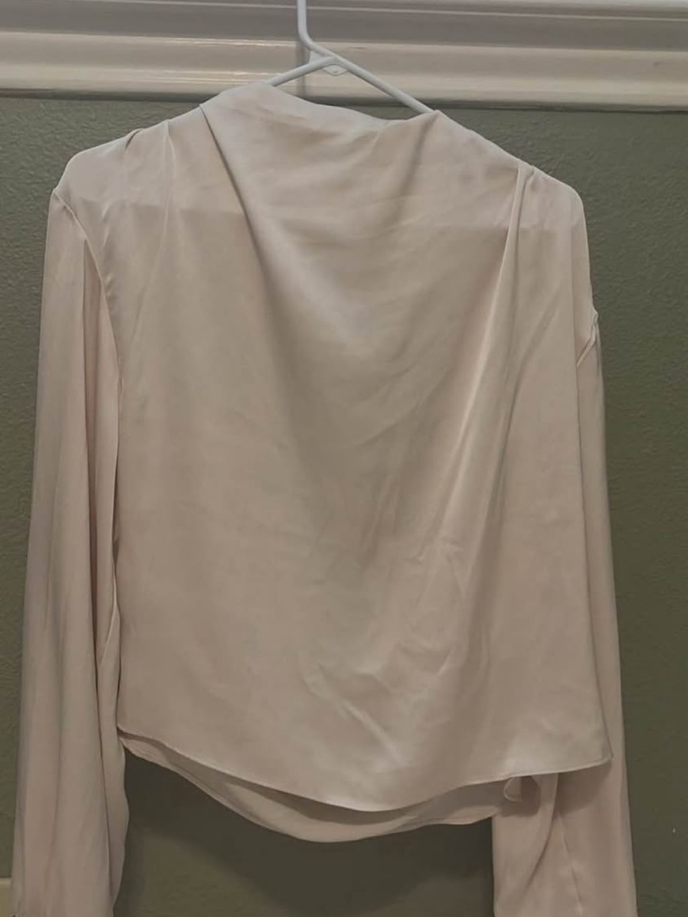 ASTR Cream Button-Down Draped-Back Blouse